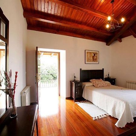 Hostel Casa Da Botica A Estrada Os Casares Zimmer foto