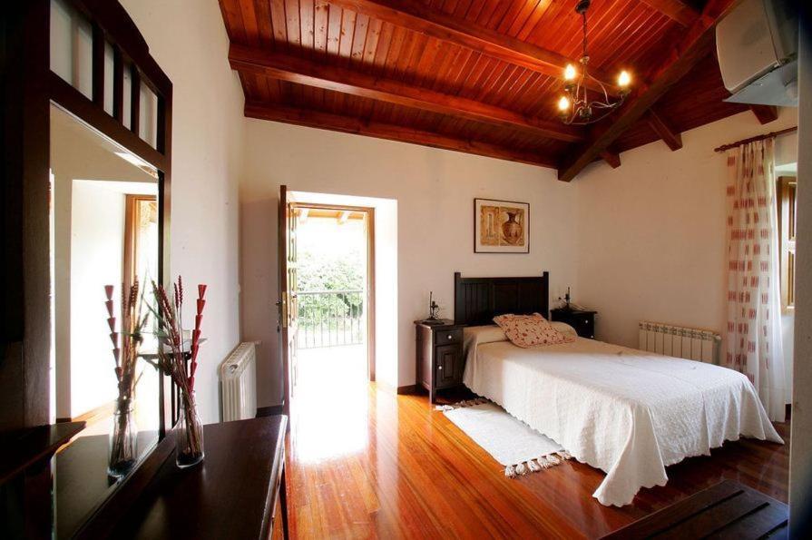 Hostel Casa Da Botica A Estrada Os Casares Zimmer foto