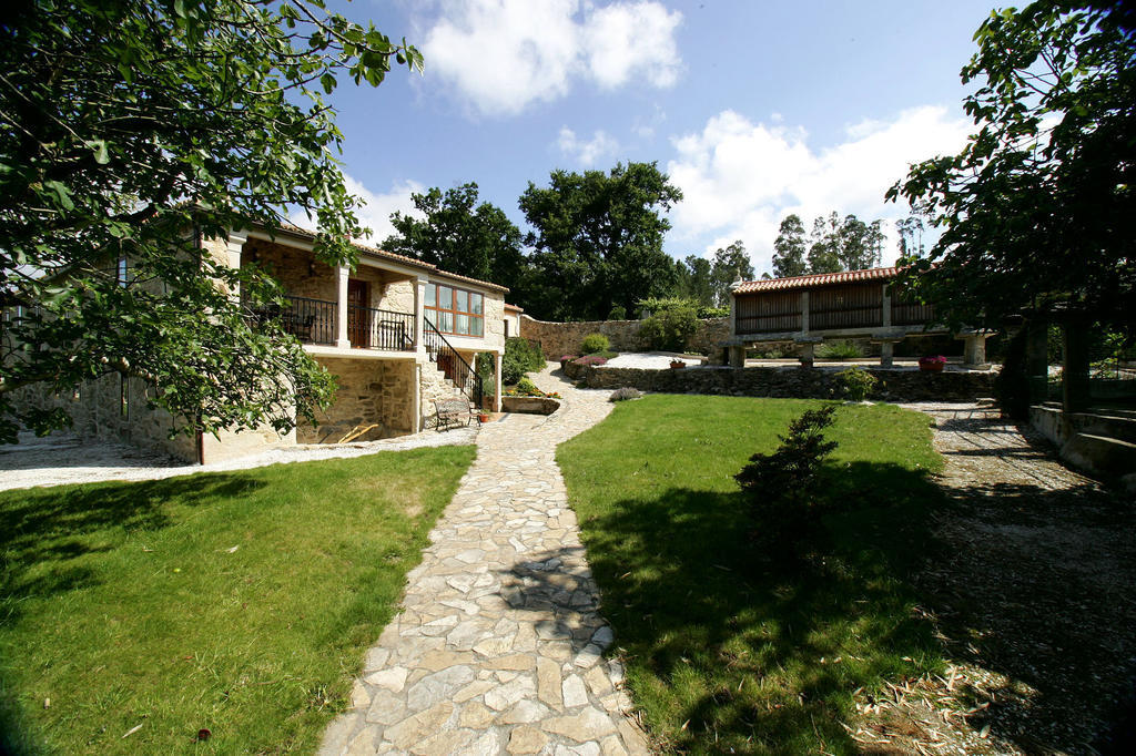 Hostel Casa Da Botica A Estrada Os Casares Exterior foto
